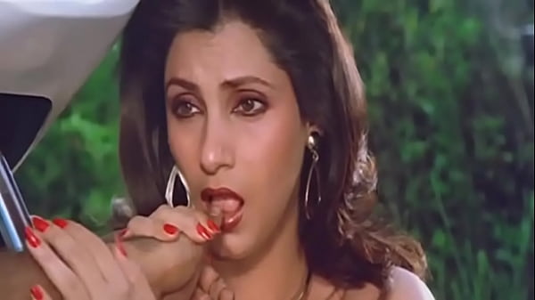 Dimple Kapadia Sexy